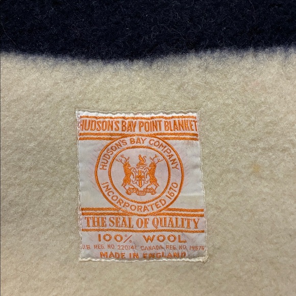 Vintage Hudson’s Bay Striped Wool Blanket  3.5 Points - Picture 3 of 3